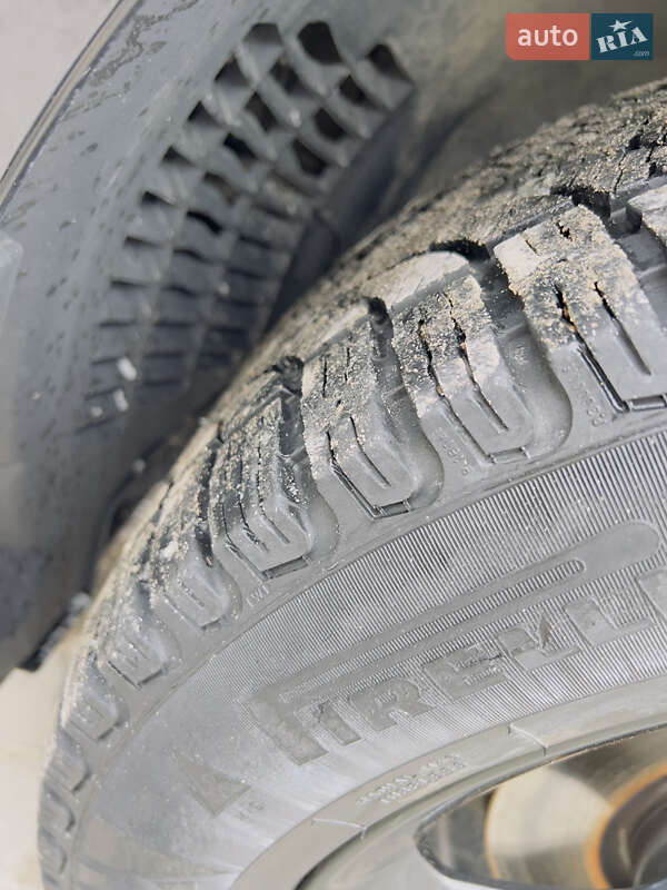 Внедорожник / Кроссовер Jaguar F-Pace 2016 в Ивано-Франковске фото 31 Внедорожник / Кроссовер Jaguar F-Pace 2016 в Ивано-Франковске