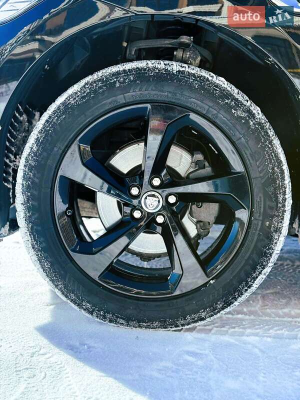 Внедорожник / Кроссовер Jaguar F-Pace 2017 в Киеве фото 22 Внедорожник / Кроссовер Jaguar F-Pace 2017 в Киеве