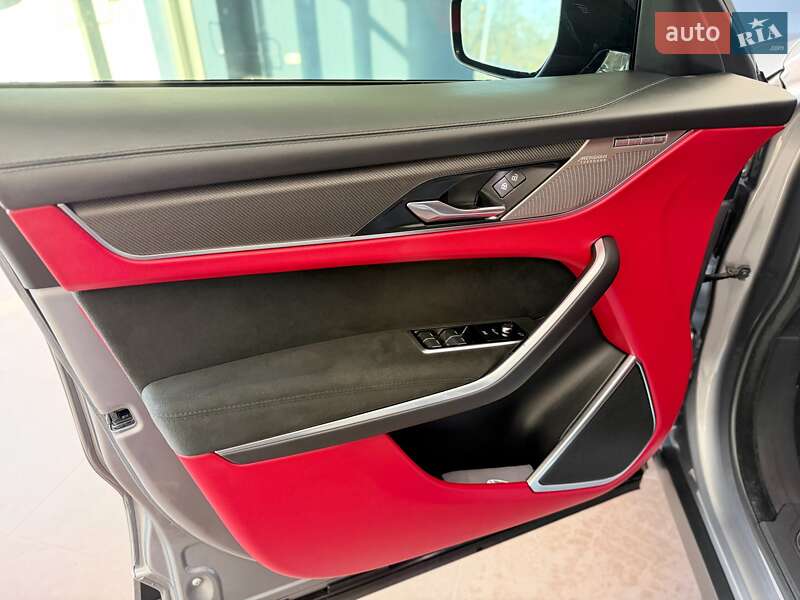 Внедорожник / Кроссовер Jaguar F-Pace 2021 в Чернигове