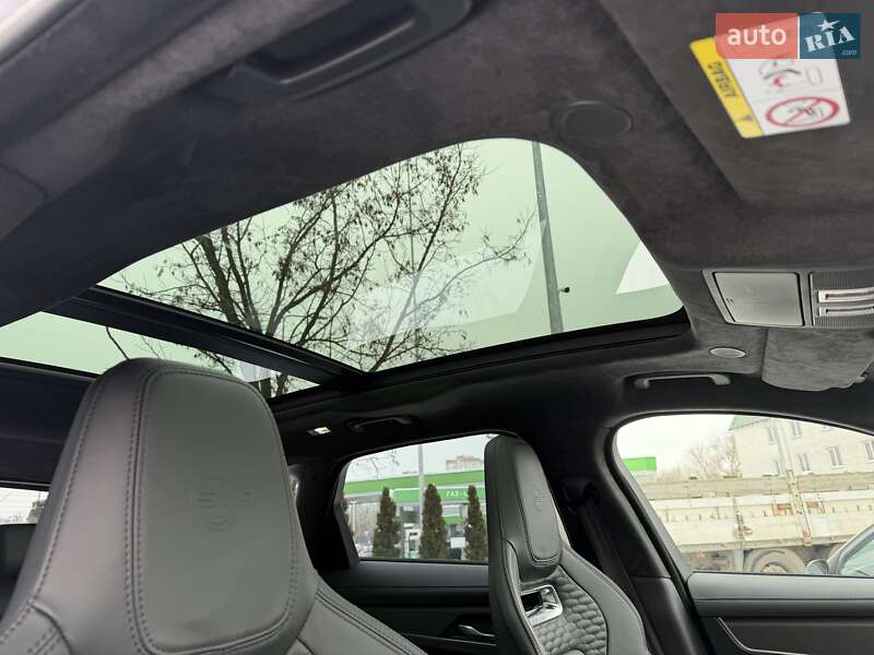 Внедорожник / Кроссовер Jaguar F-Pace 2021 в Киеве