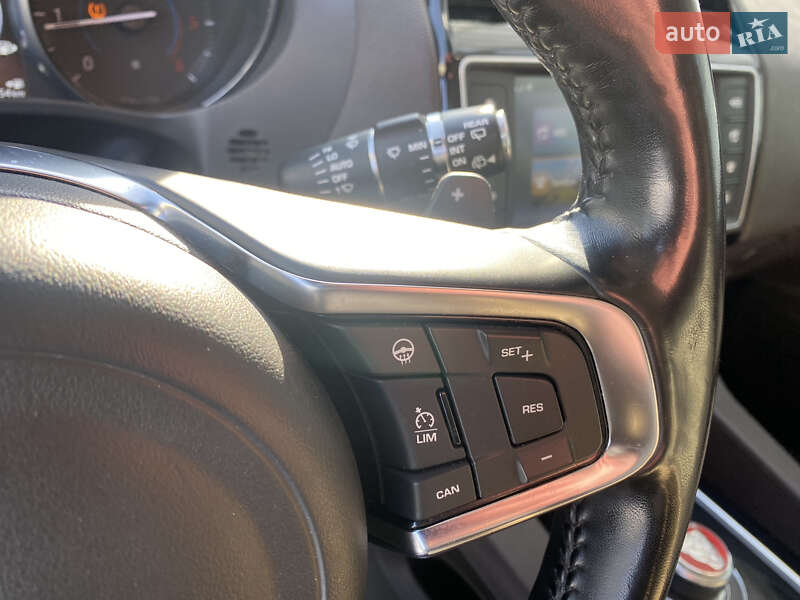 Внедорожник / Кроссовер Jaguar F-Pace 2017 в Львове