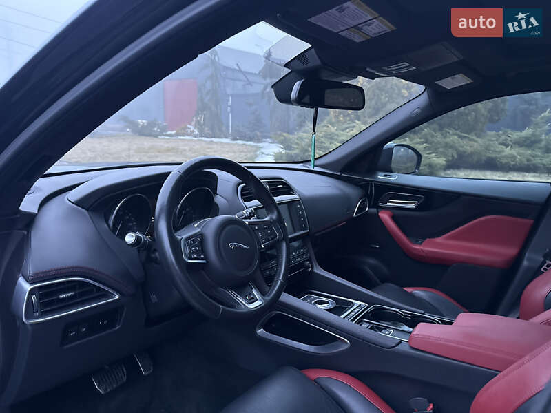 Внедорожник / Кроссовер Jaguar F-Pace 2017 в Днепре фото 30 Внедорожник / Кроссовер Jaguar F-Pace 2017 в Днепре