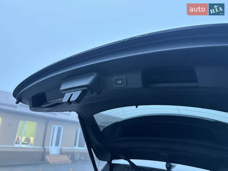 Внедорожник / Кроссовер Jaguar F-Pace 2017 в Днепре фото 41 Внедорожник / Кроссовер Jaguar F-Pace 2017 в Днепре