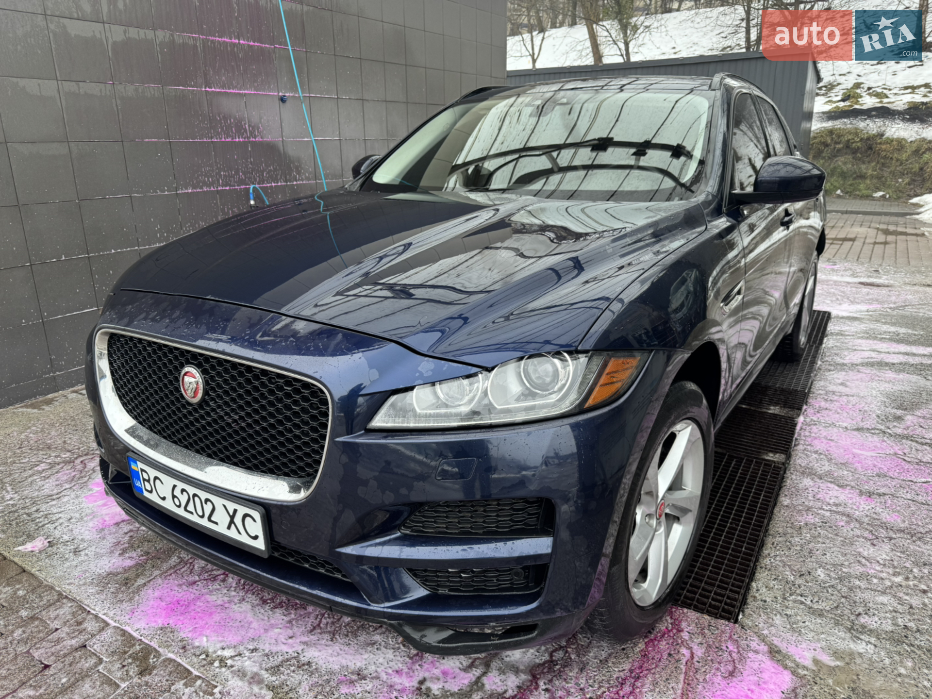 2016 Jaguar F-Pace - мініатюра 2