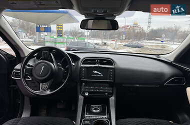Внедорожник / Кроссовер Jaguar F-Pace 2016 в Львове