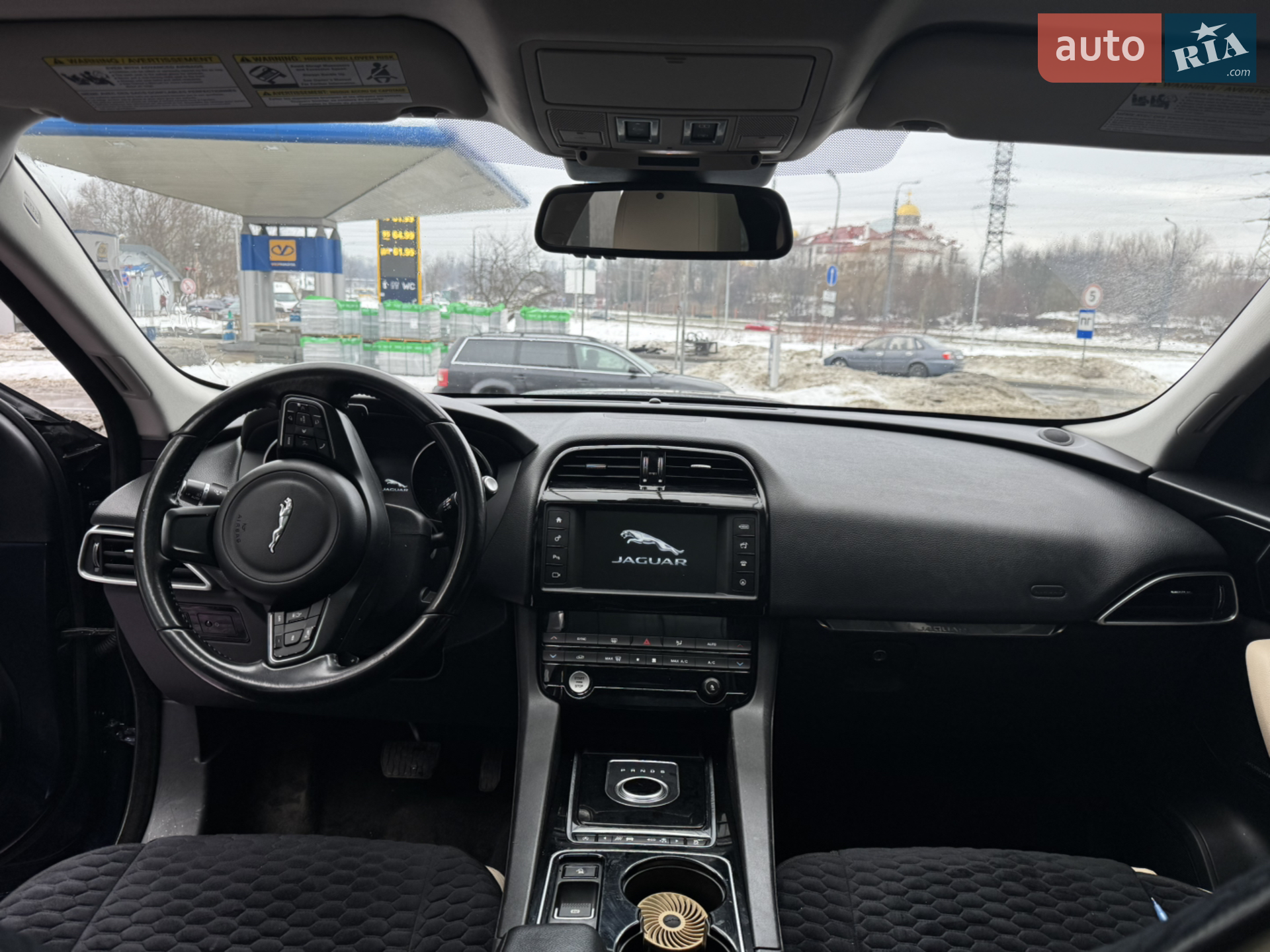 2016 Jaguar F-Pace - мініатюра 14