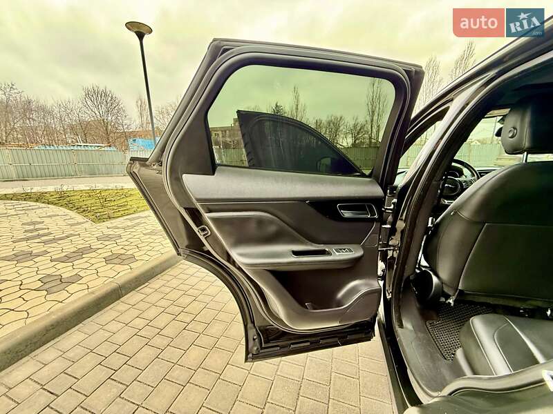 Внедорожник / Кроссовер Jaguar F-Pace 2016 в Одессе