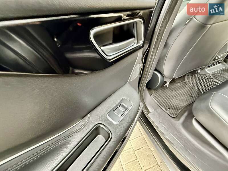 Внедорожник / Кроссовер Jaguar F-Pace 2016 в Одессе