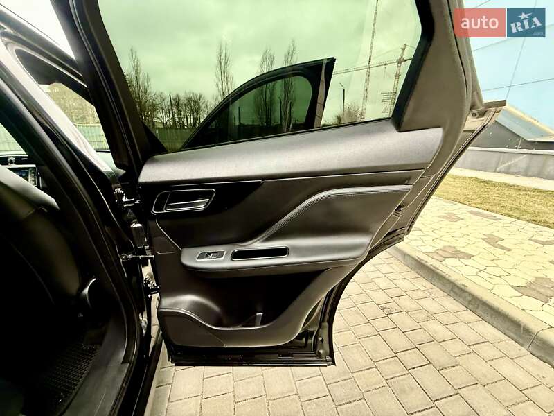 Внедорожник / Кроссовер Jaguar F-Pace 2016 в Одессе