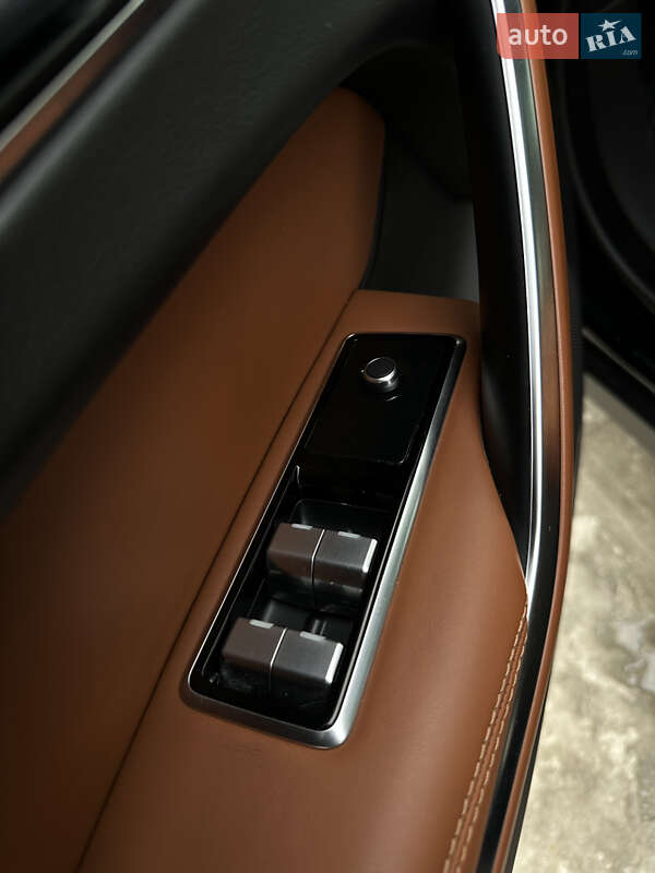 Внедорожник / Кроссовер Jaguar F-Pace 2023 в Киеве