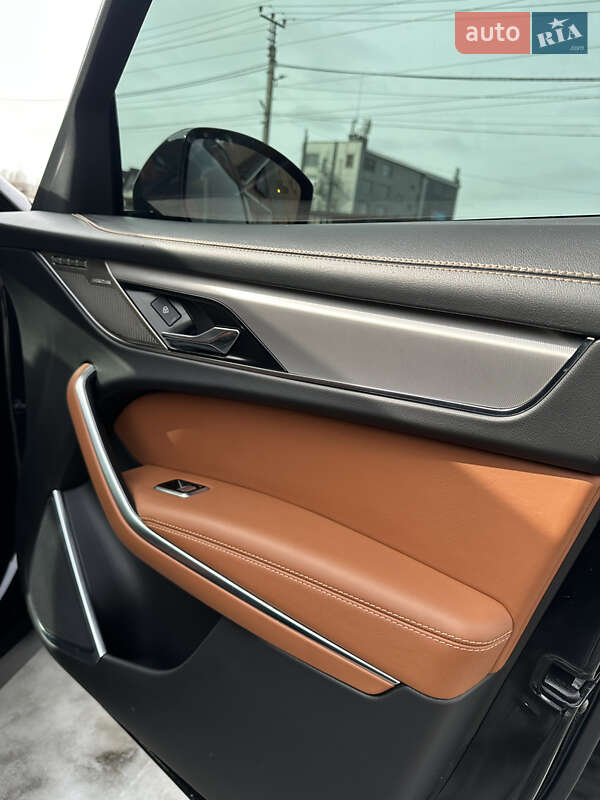 Внедорожник / Кроссовер Jaguar F-Pace 2023 в Киеве