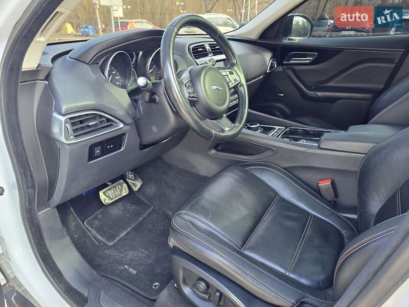 Внедорожник / Кроссовер Jaguar F-Pace 2016 в Одессе