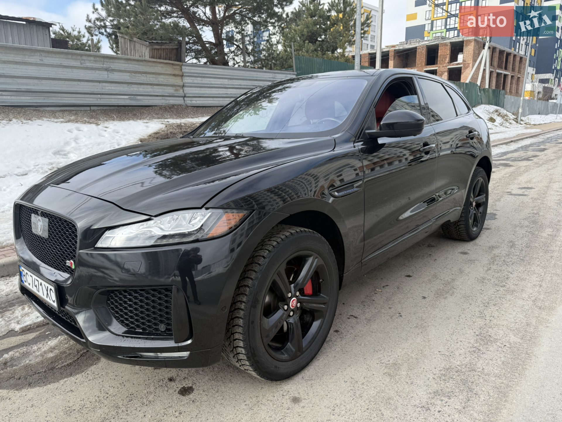 2016 Jaguar F-Pace - мініатюра 3