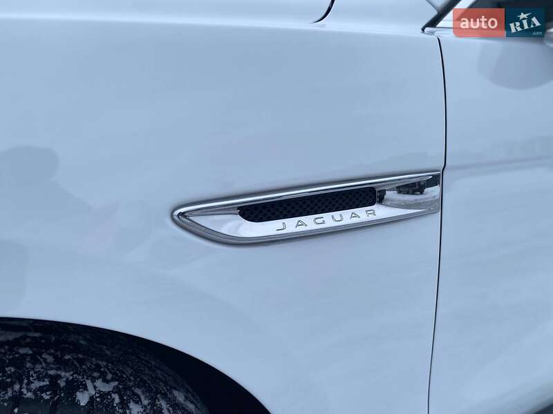 Внедорожник / Кроссовер Jaguar F-Pace 2018 в Киеве