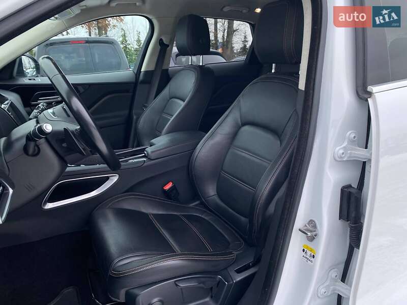 Внедорожник / Кроссовер Jaguar F-Pace 2018 в Киеве