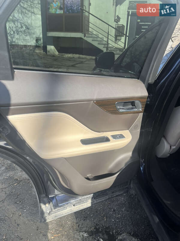 Позашляховик / Кросовер Jaguar F-Pace 2017 в Києві