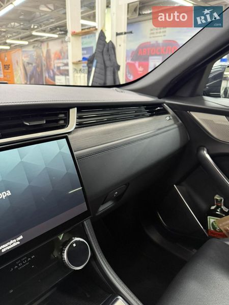 Внедорожник / Кроссовер Jaguar F-Pace 2021 в Черновцах