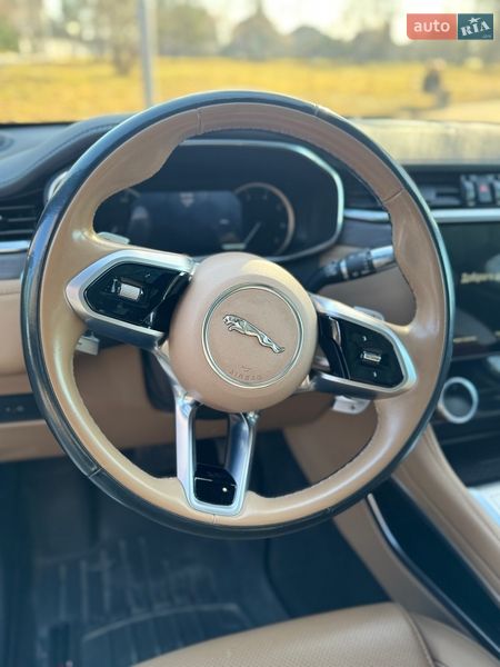 Внедорожник / Кроссовер Jaguar F-Pace 2021 в Ровно