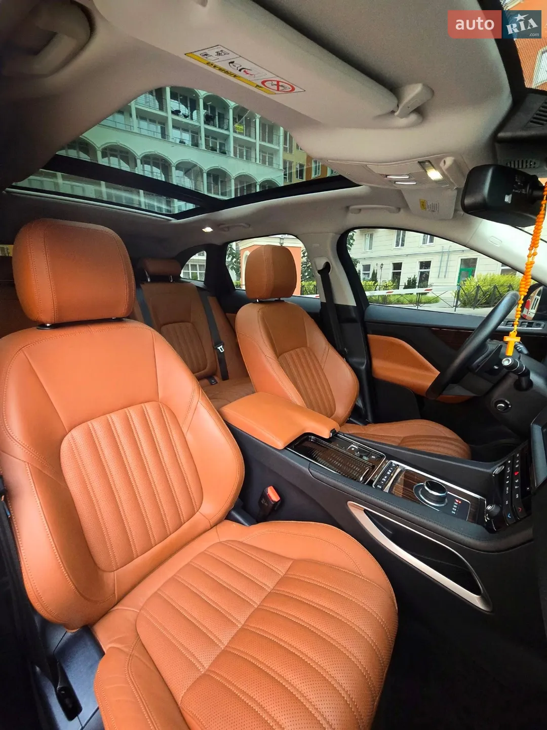 2016 Jaguar F-Pace - мініатюра 17