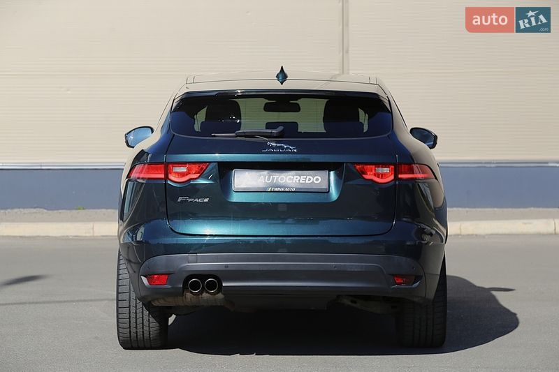 Внедорожник / Кроссовер Jaguar F-Pace 2016 в Киеве