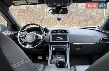 Внедорожник / Кроссовер Jaguar F-Pace 2016 в Днепре