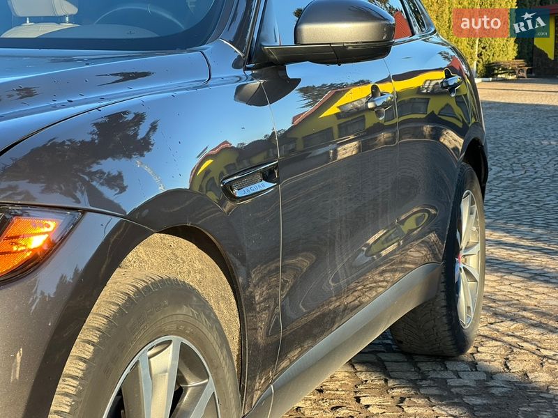 Внедорожник / Кроссовер Jaguar F-Pace 2016 в Староконстантинове