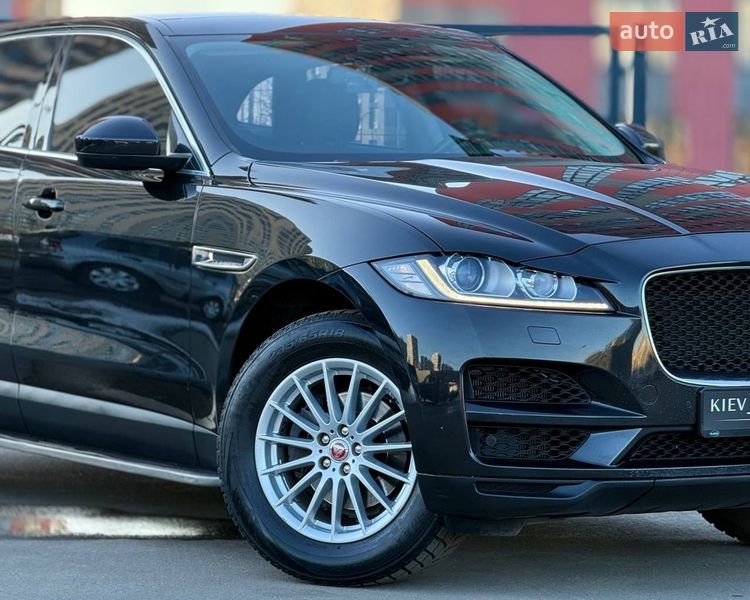 Внедорожник / Кроссовер Jaguar F-Pace 2016 в Киеве