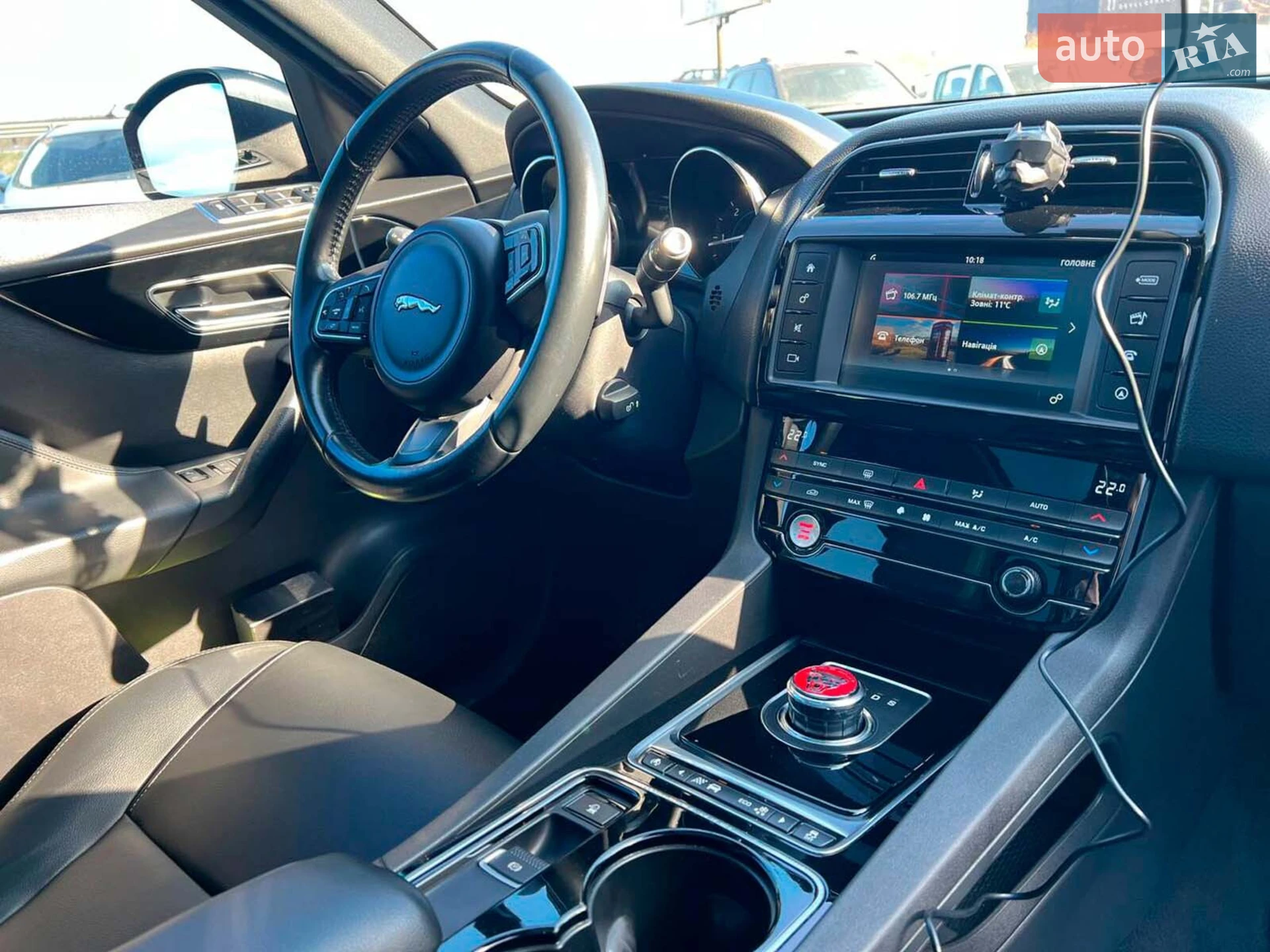 2016 Jaguar F-Pace - мініатюра 46