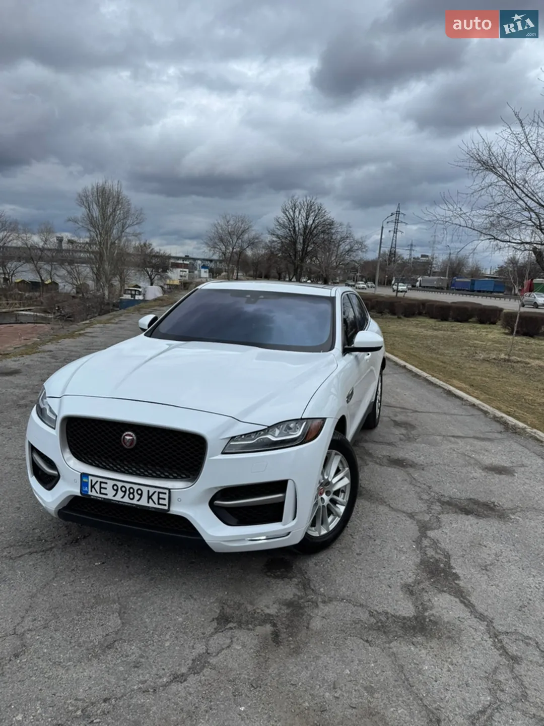 2016 Jaguar F-Pace - мініатюра 2