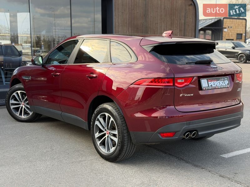 Внедорожник / Кроссовер Jaguar F-Pace 2016 в Киеве