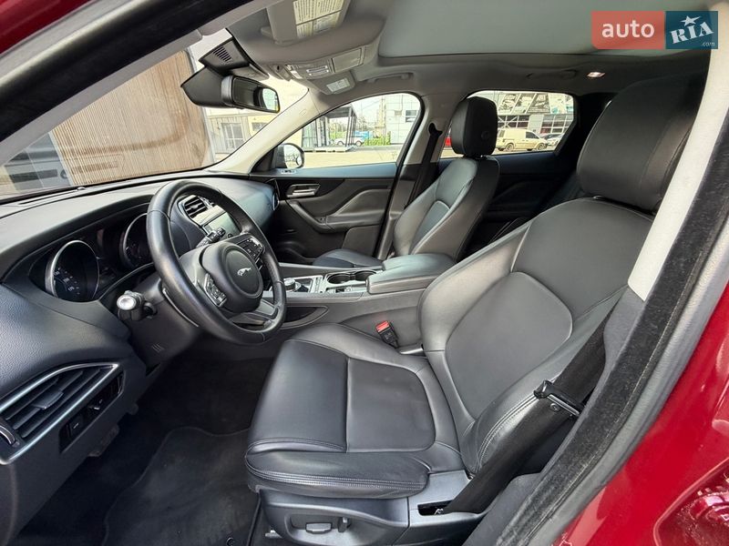 Внедорожник / Кроссовер Jaguar F-Pace 2016 в Киеве