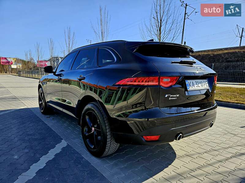 Внедорожник / Кроссовер Jaguar F-Pace 2017 в Киеве