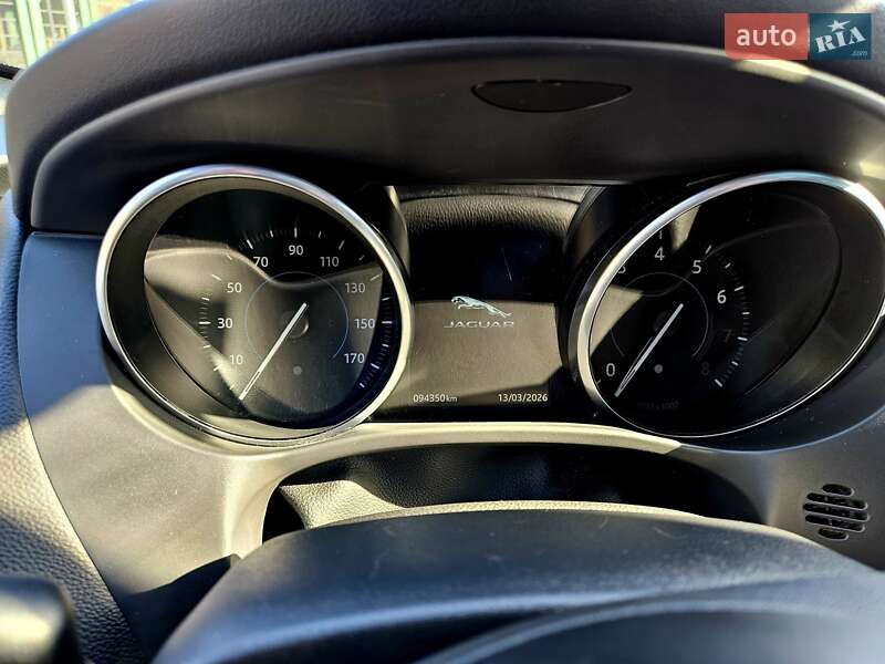 Внедорожник / Кроссовер Jaguar F-Pace 2017 в Киеве