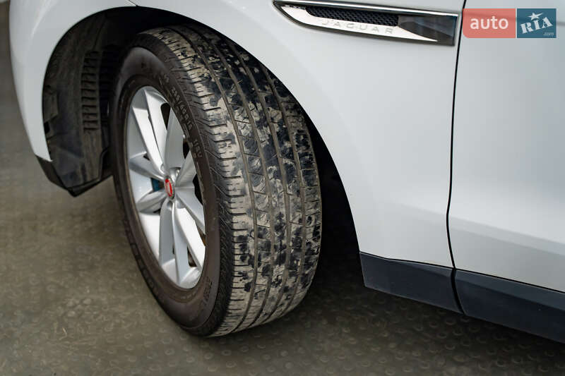 Внедорожник / Кроссовер Jaguar F-Pace 2017 в Киеве