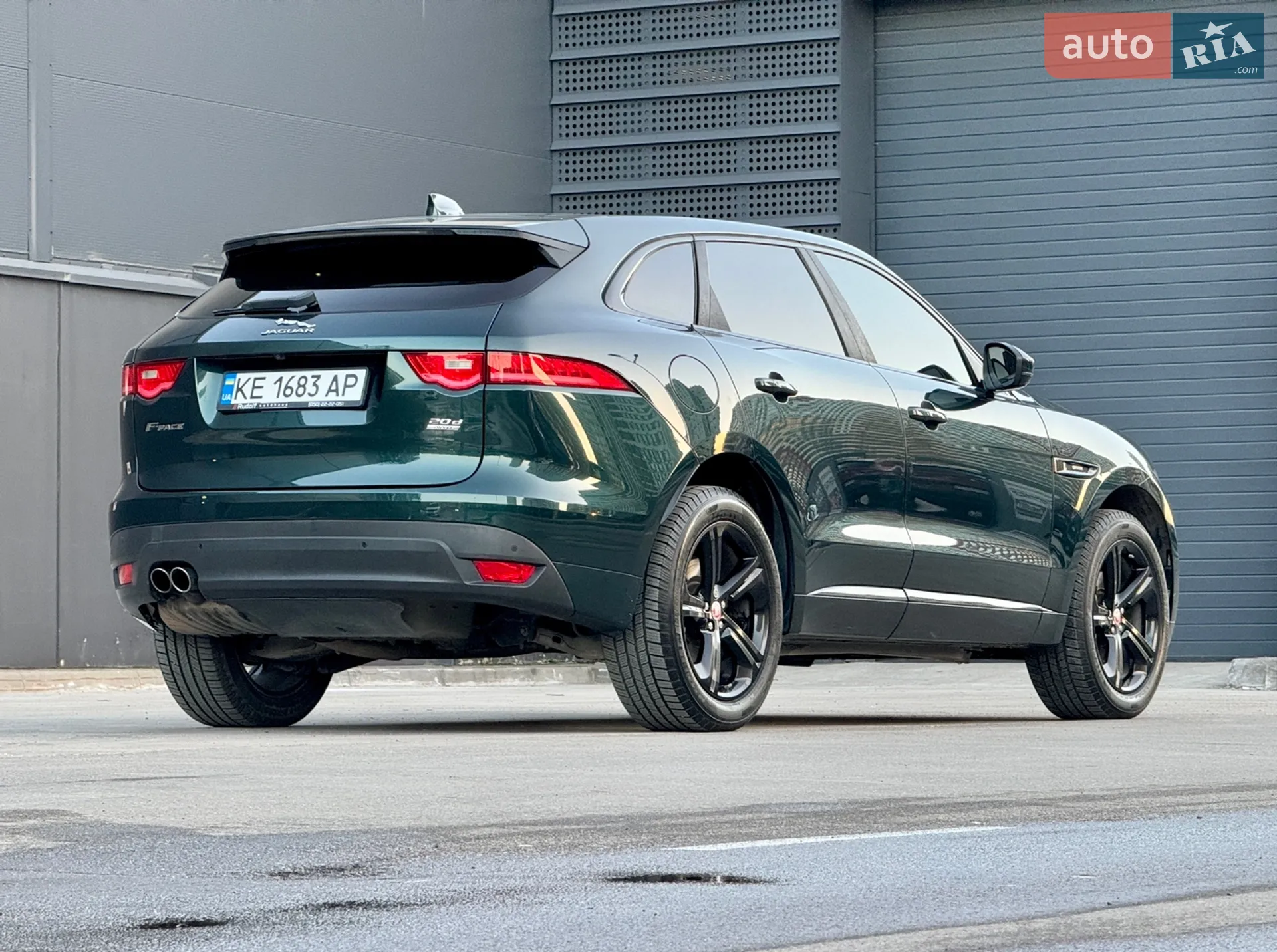 2016 Jaguar F-Pace - мініатюра 2