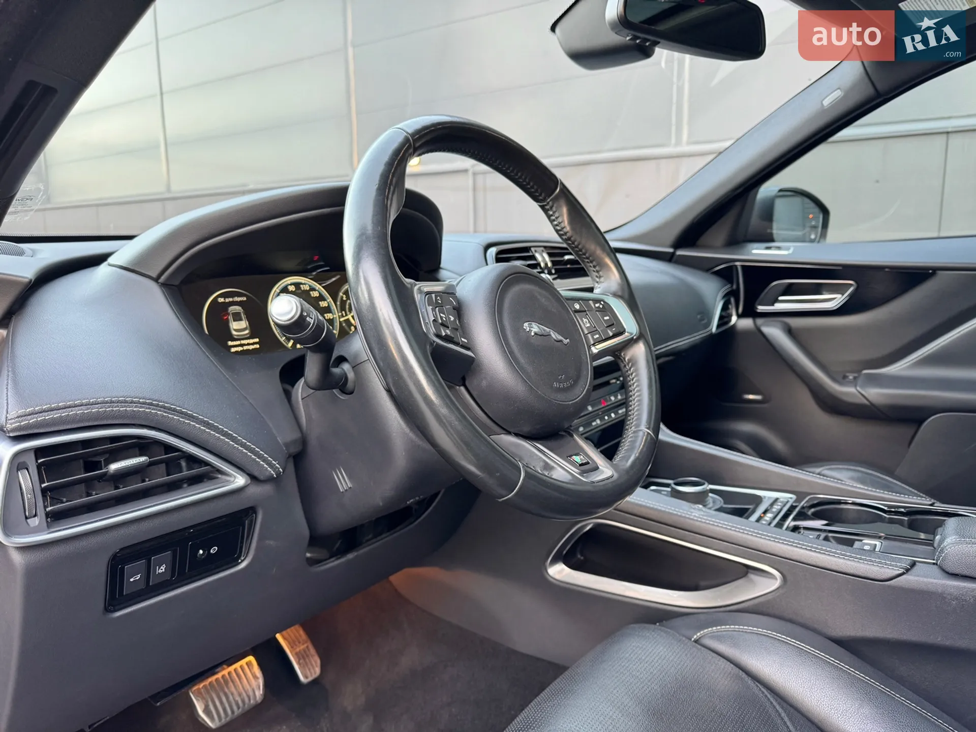 2016 Jaguar F-Pace - мініатюра 48