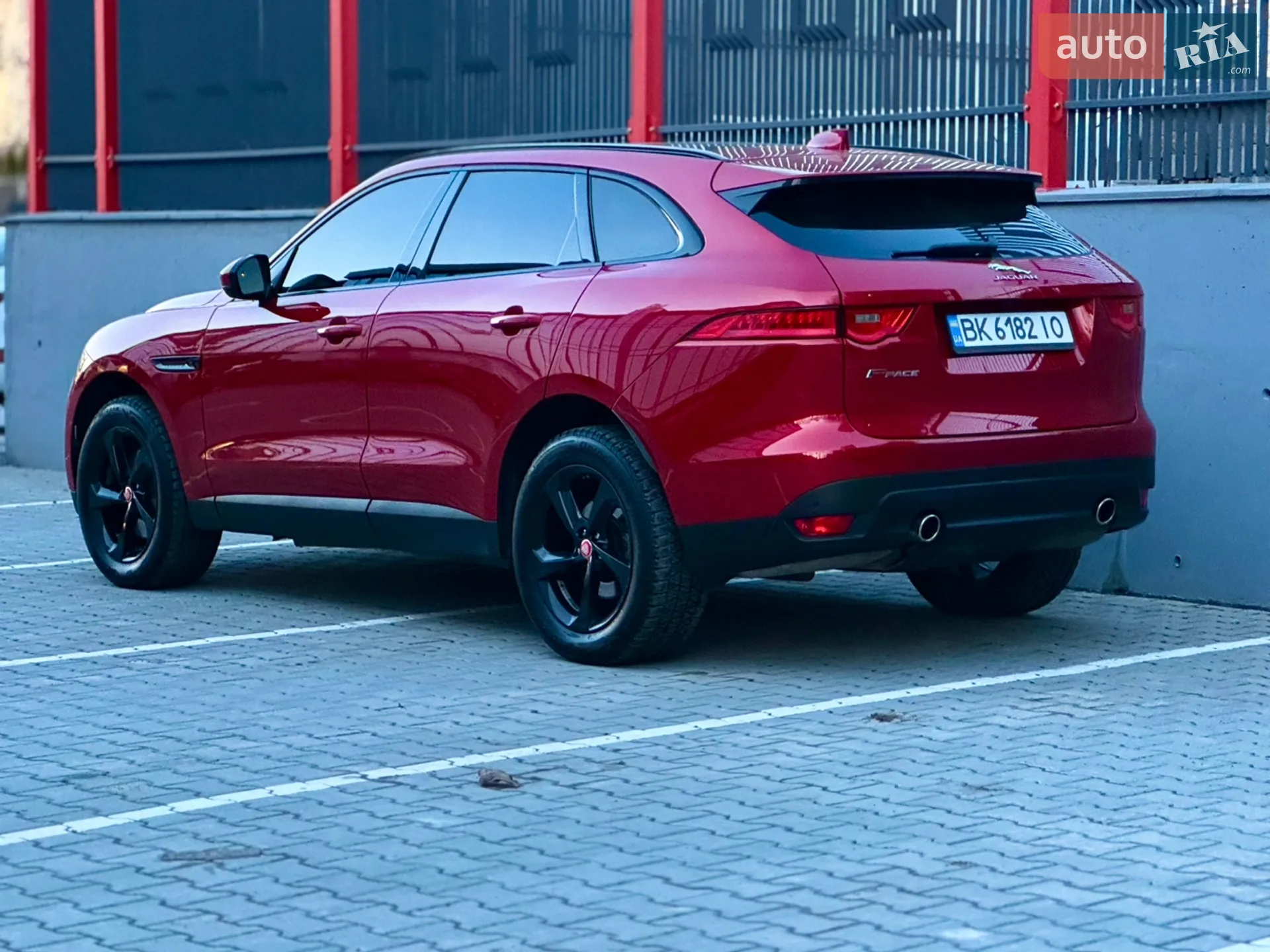 2016 Jaguar F-Pace - мініатюра 16