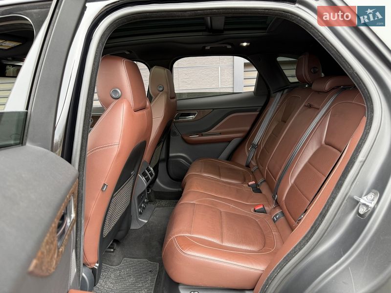 Внедорожник / Кроссовер Jaguar F-Pace 2018 в Киеве фото 13 Внедорожник / Кроссовер Jaguar F-Pace 2018 в Киеве