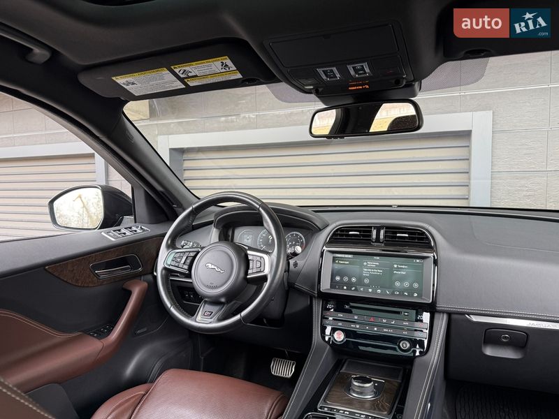 Внедорожник / Кроссовер Jaguar F-Pace 2018 в Киеве фото 18 Внедорожник / Кроссовер Jaguar F-Pace 2018 в Киеве