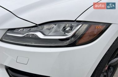 Позашляховик / Кросовер Jaguar F-Pace 2017 в Запоріжжі