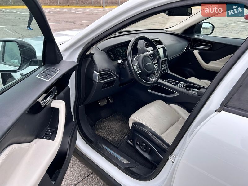 Позашляховик / Кросовер Jaguar F-Pace 2017 в Запоріжжі фото 13 Позашляховик / Кросовер Jaguar F-Pace 2017 в Запоріжжі