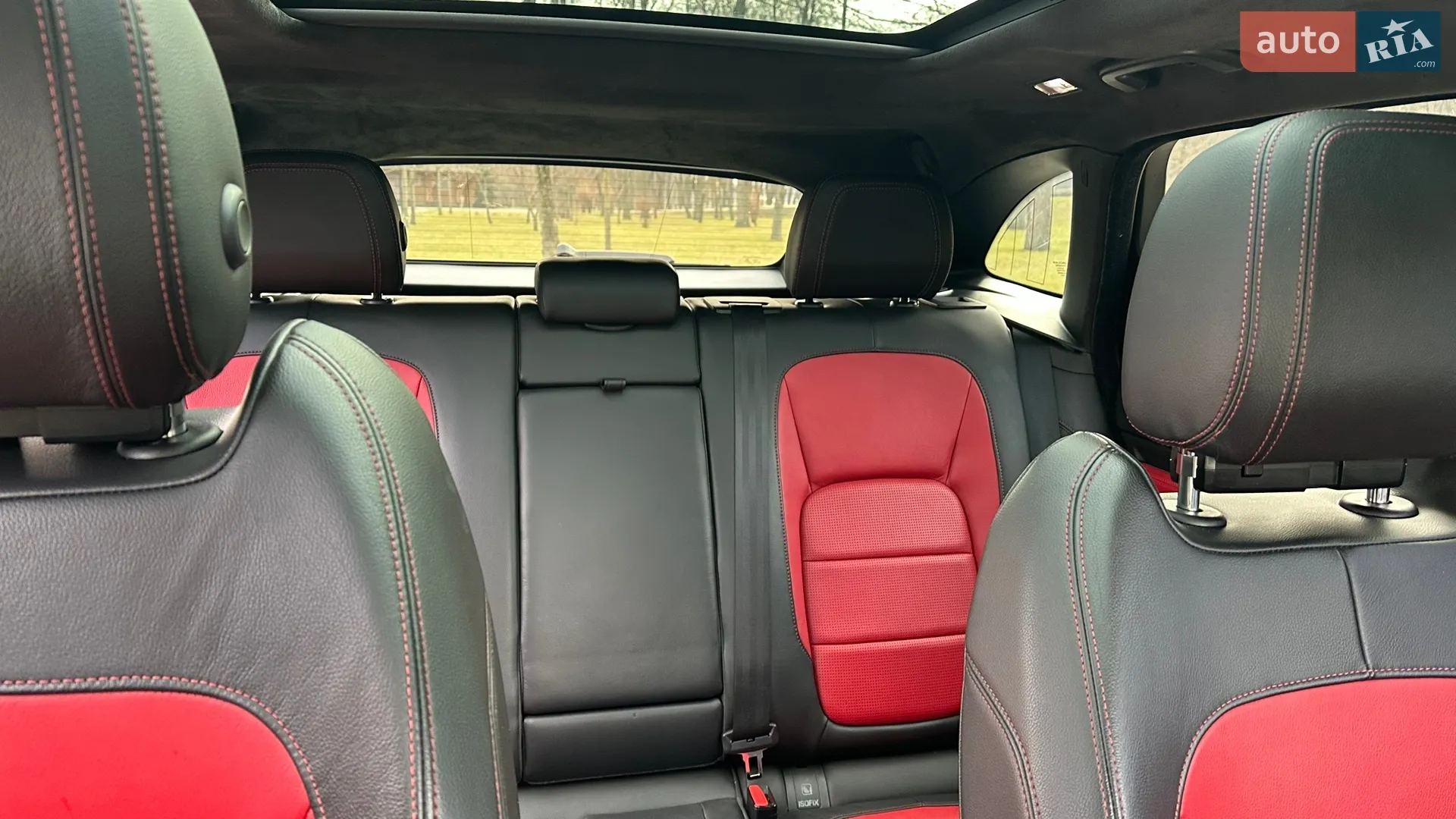 2019 Jaguar F-Pace - мініатюра 38