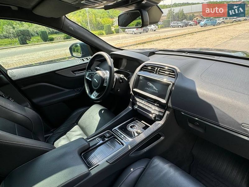 Внедорожник / Кроссовер Jaguar F-Pace 2016 в Луцке фото 19 Внедорожник / Кроссовер Jaguar F-Pace 2016 в Луцке