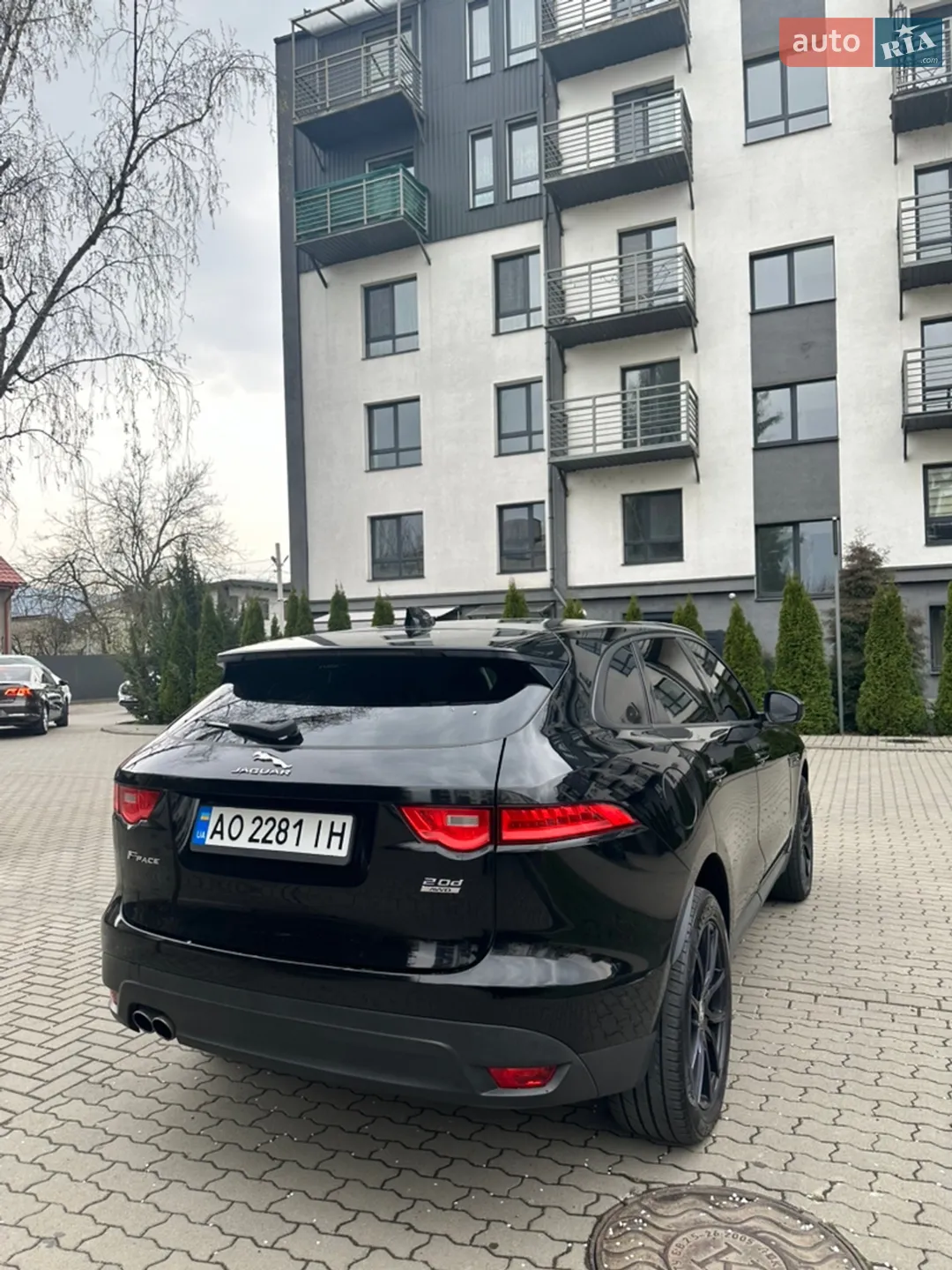 2016 Jaguar F-Pace - мініатюра 2