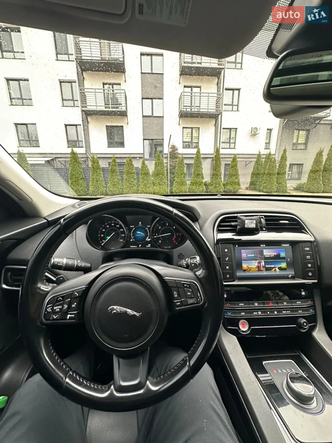 2016 Jaguar F-Pace - мініатюра 15