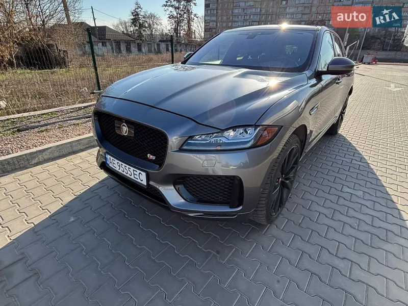 Jaguar F-Pace 2016