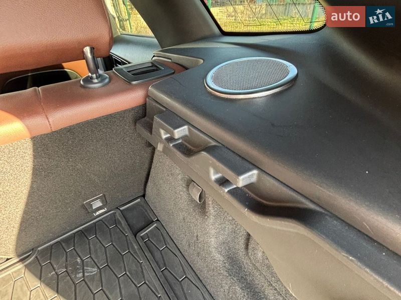 Внедорожник / Кроссовер Jaguar F-Pace 2016 в Кривом Роге фото 40 Внедорожник / Кроссовер Jaguar F-Pace 2016 в Кривом Роге