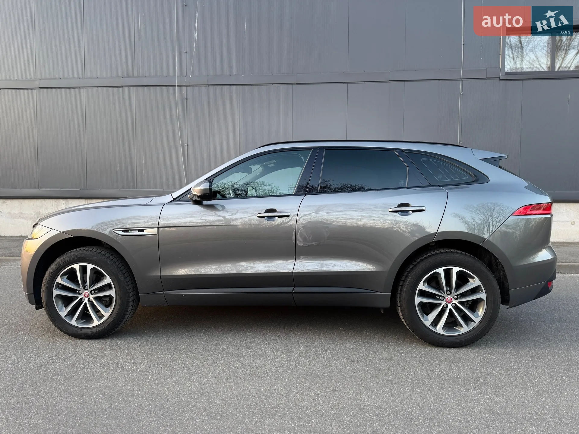 2016 Jaguar F-Pace - мініатюра 11