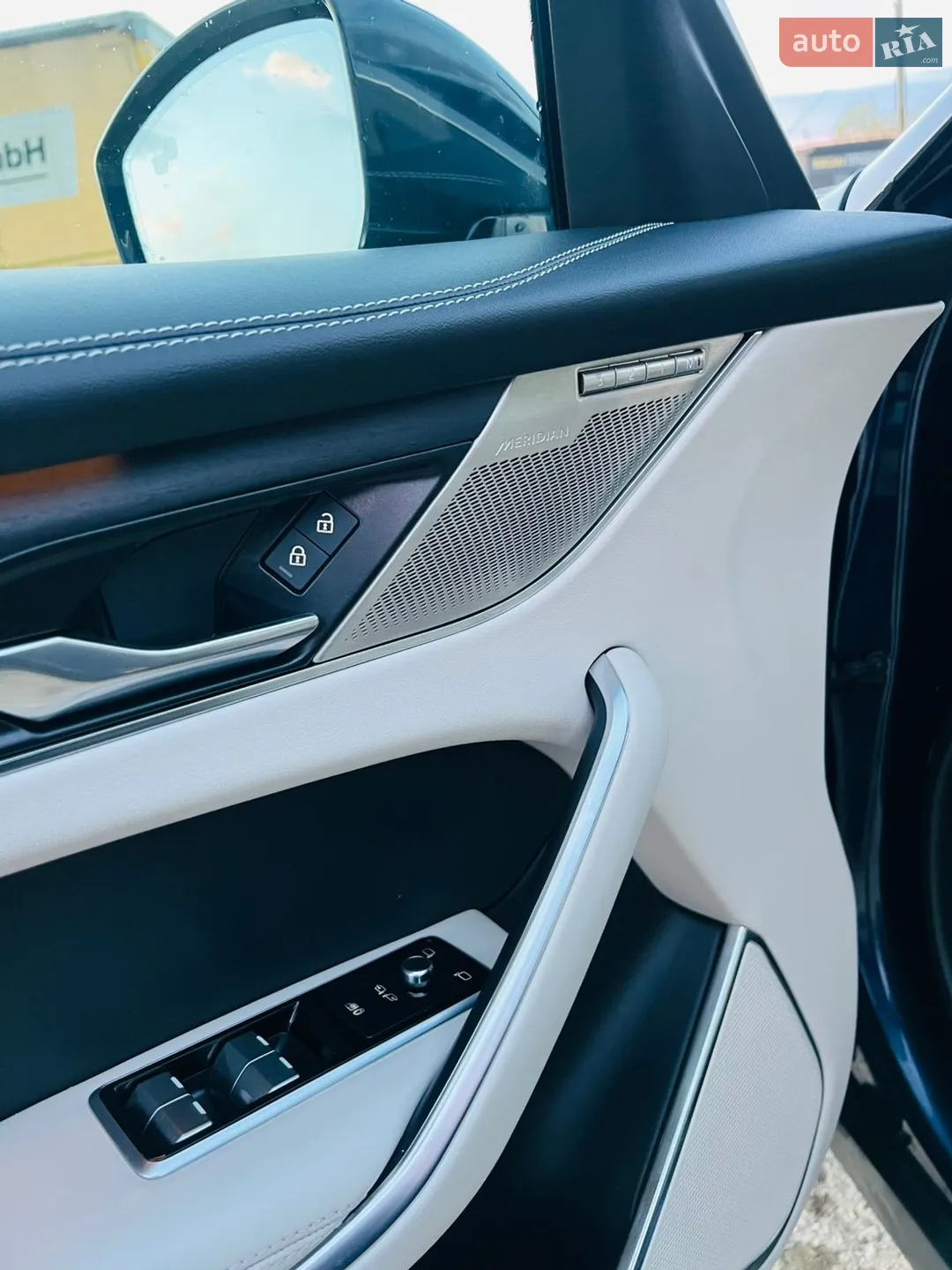 2023 Jaguar F-Pace - мініатюра 13