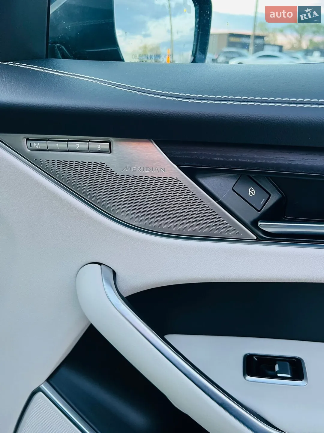 2023 Jaguar F-Pace - мініатюра 38